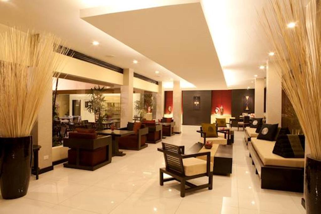 Hotel The Regent Park à Phnom Penh Extérieur photo